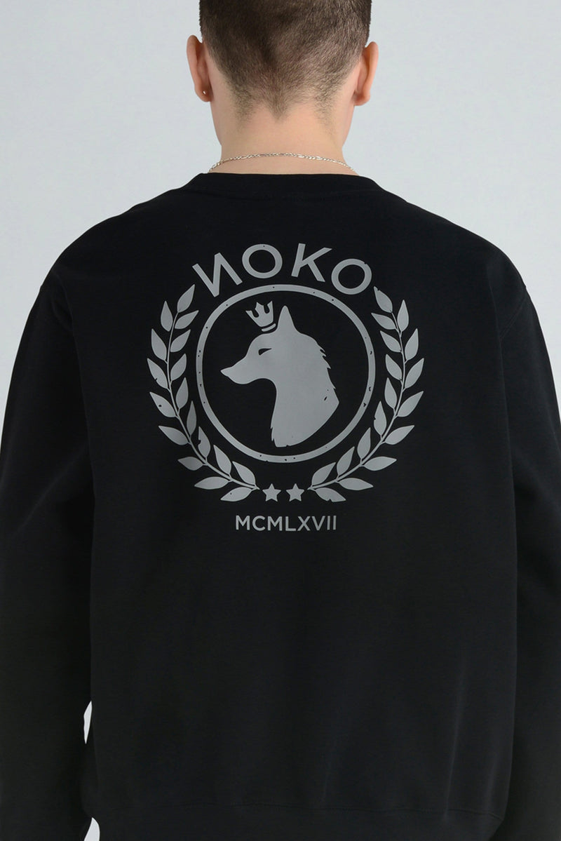 Foxy - Fox print crewneck sweatshirt close up - ИOKO - nokoclub.com