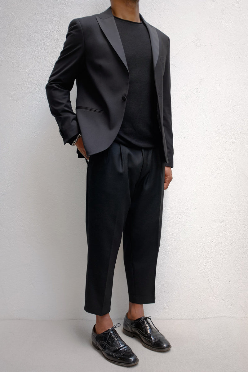 SILVIO Tuxedo jacket full length on the model - ИOKO - nokoclub.com