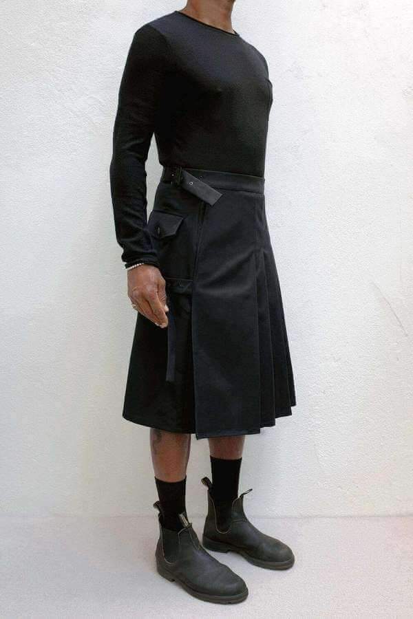 Seven Pleated Skirt For Men - George - ИOKO - nokoclub.com