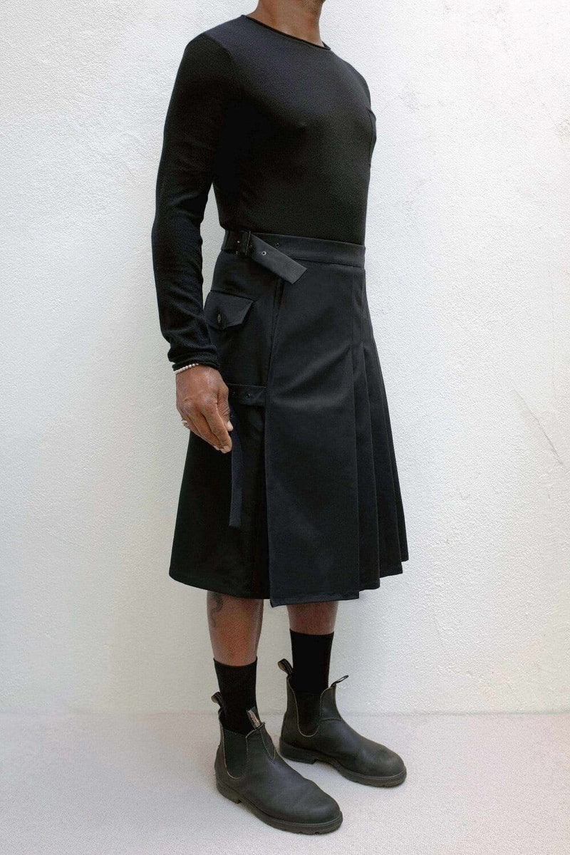 SEVEN PLEATED SKIRT FOR MEN - GEORGE - copyimg